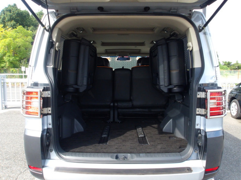 DELICA D5