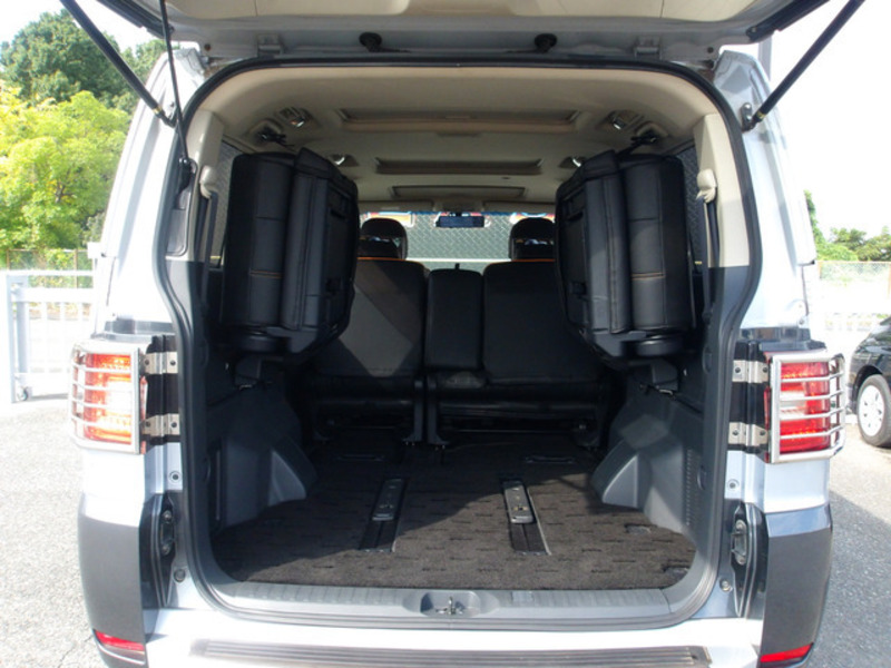 DELICA D5