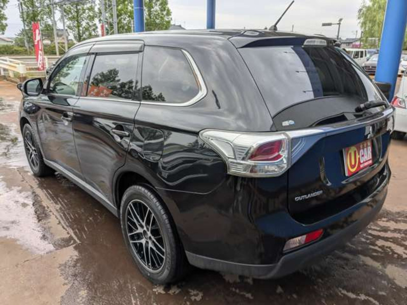 OUTLANDER