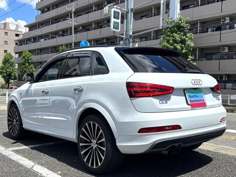Q3