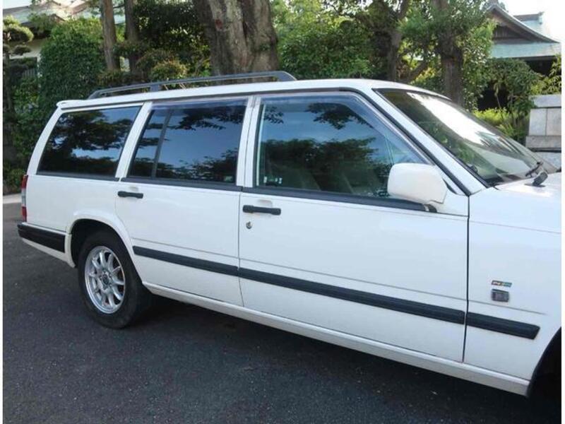 940 ESTATE