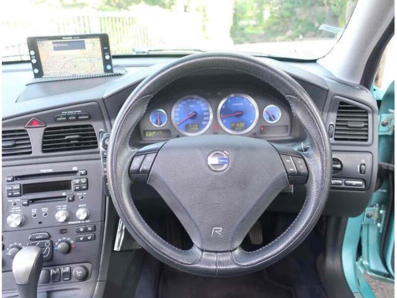 V70