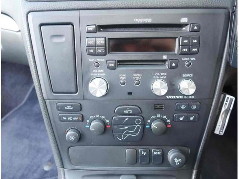 V70