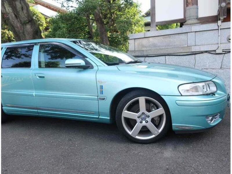 V70
