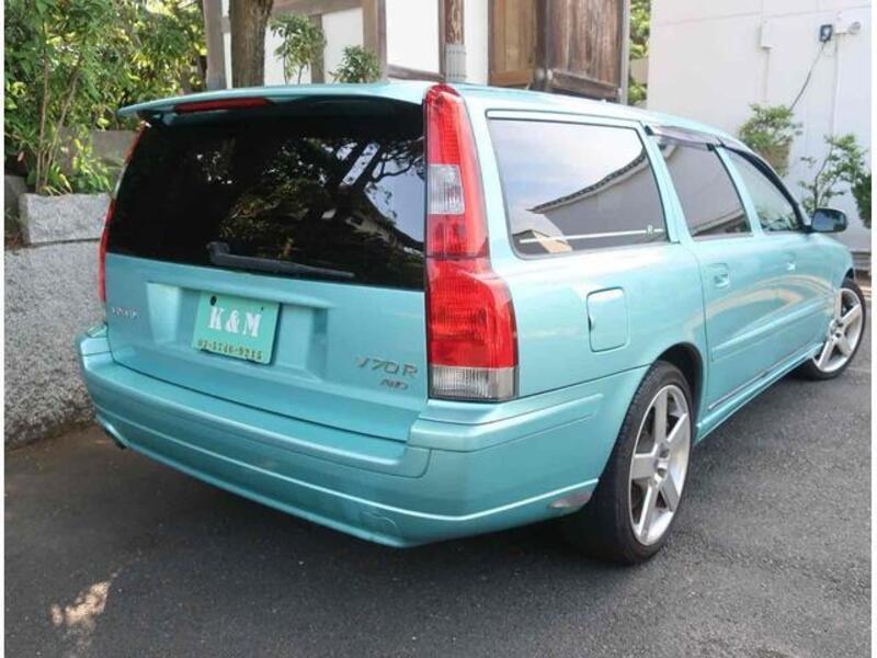 V70