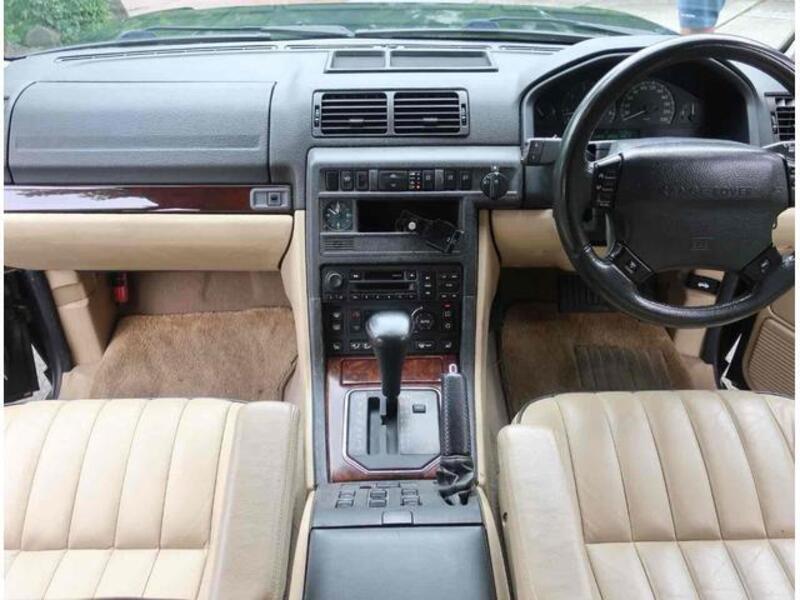 RANGE ROVER