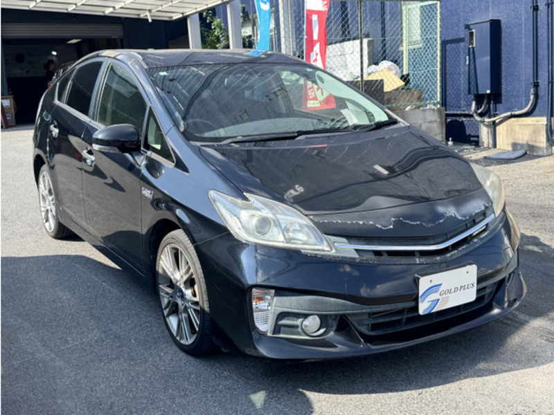 TOYOTA PRIUS PHV
