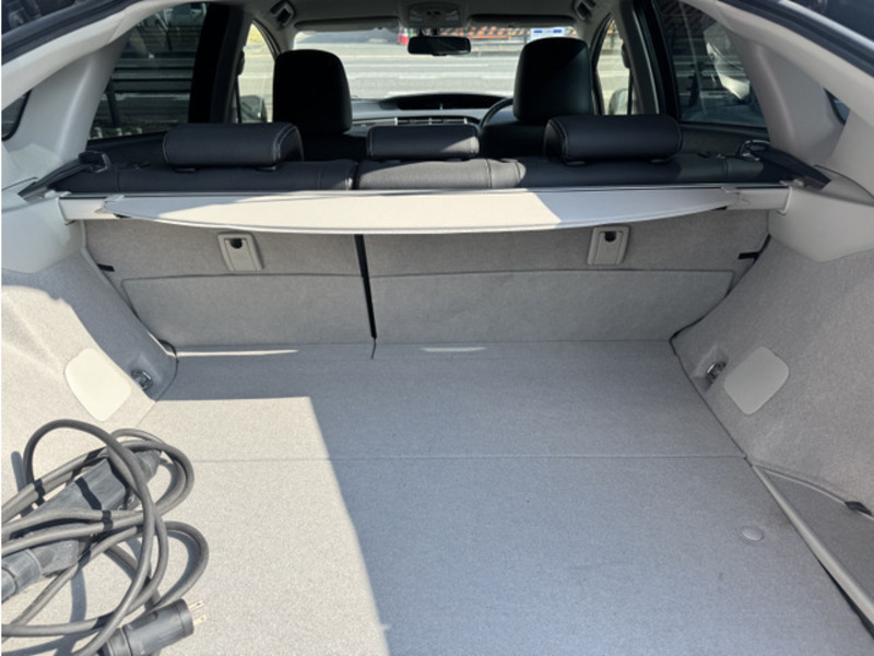 PRIUS PHV