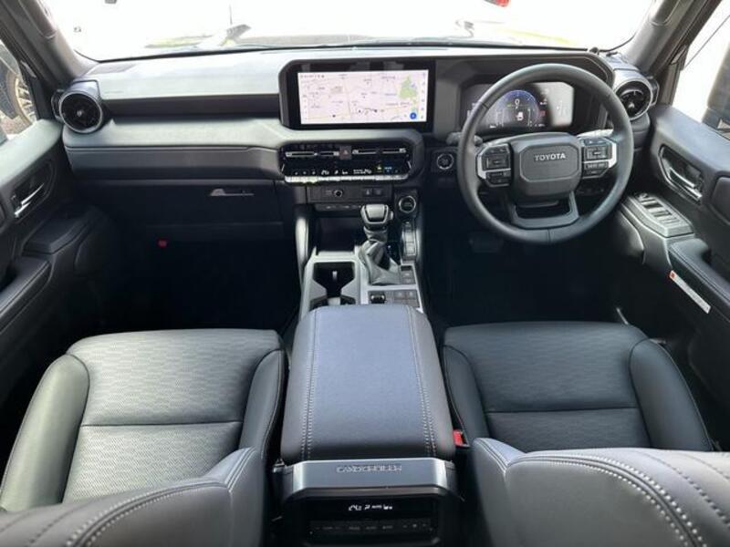 LAND CRUISER 250