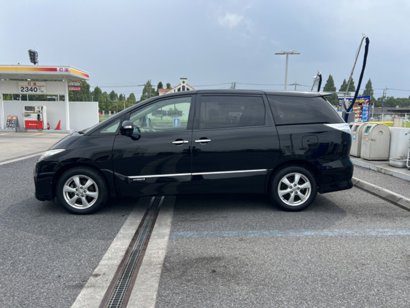 ESTIMA HYBRID