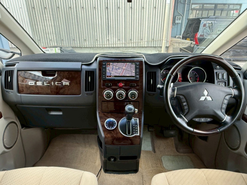 DELICA D5
