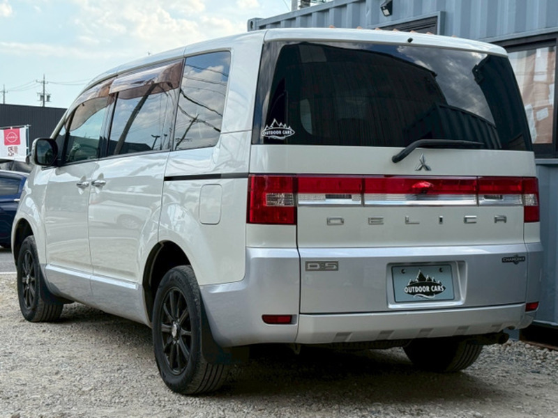 DELICA D5