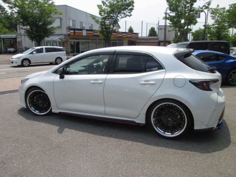 COROLLA SPORT