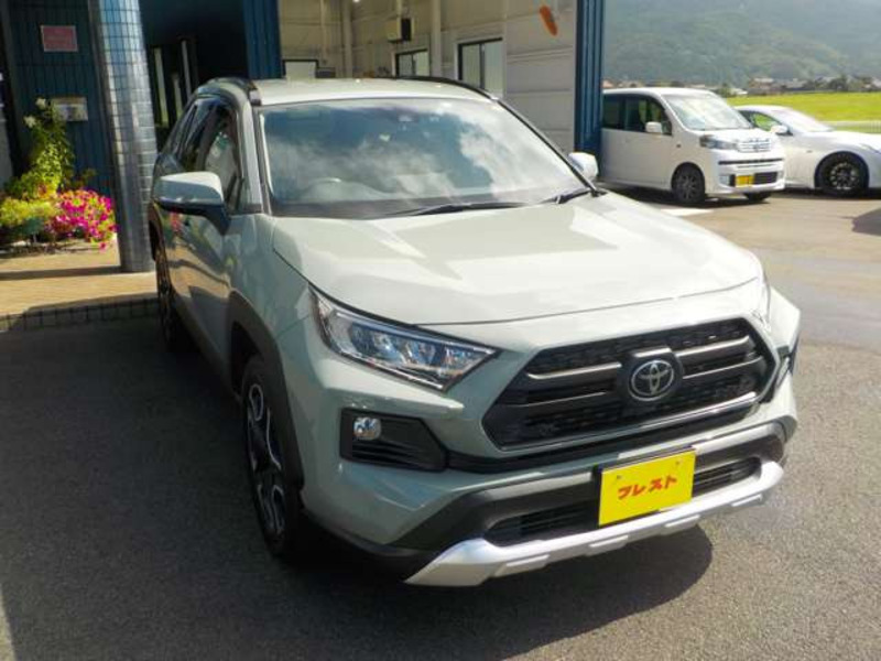 RAV4