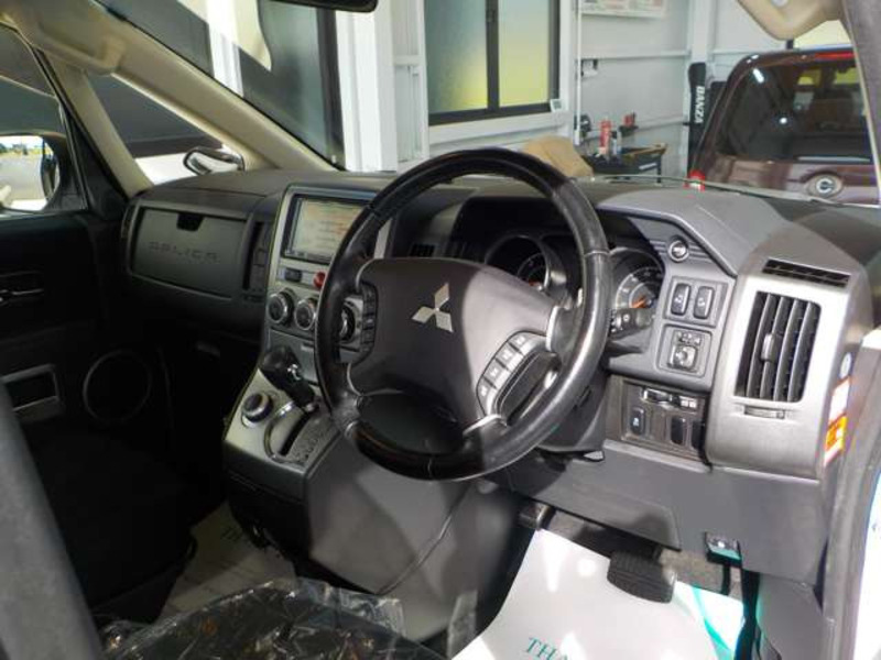 DELICA D5