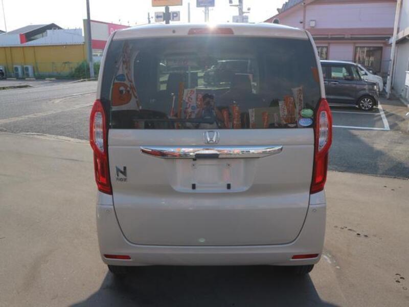N BOX