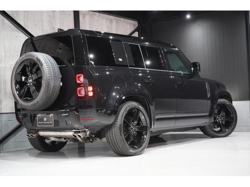 DEFENDER