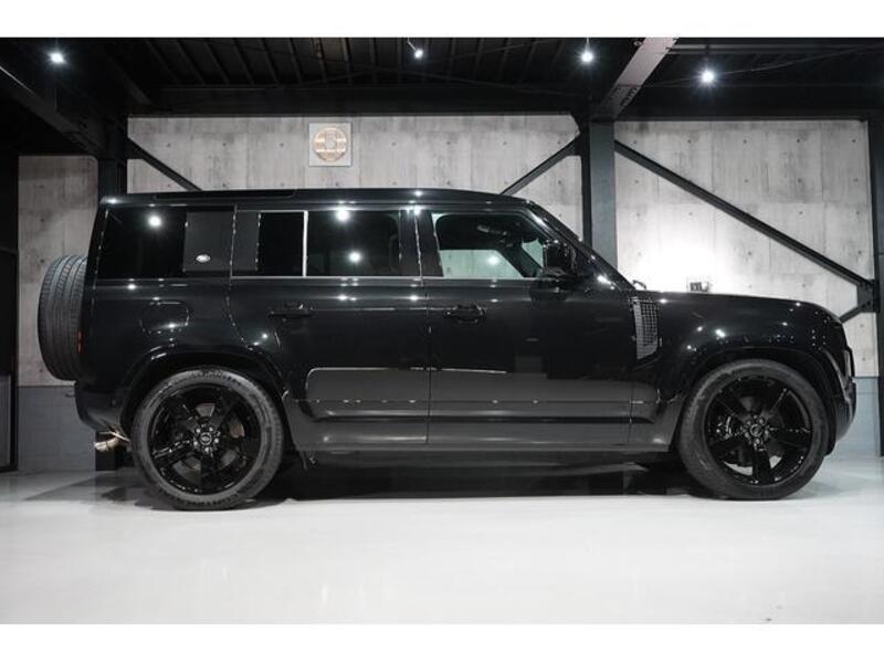 DEFENDER