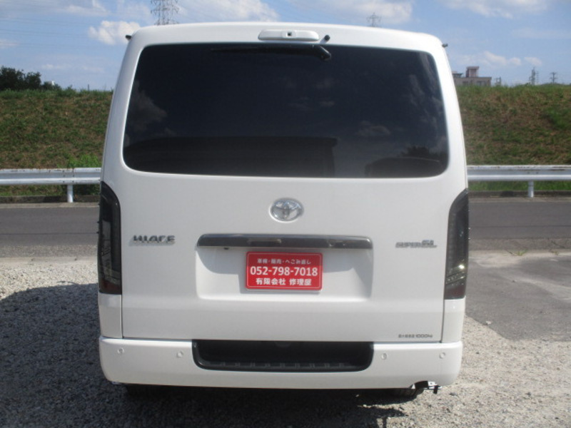 HIACE VAN