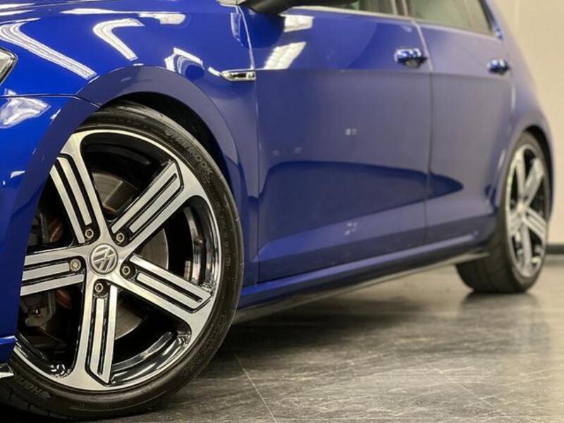 GOLF R