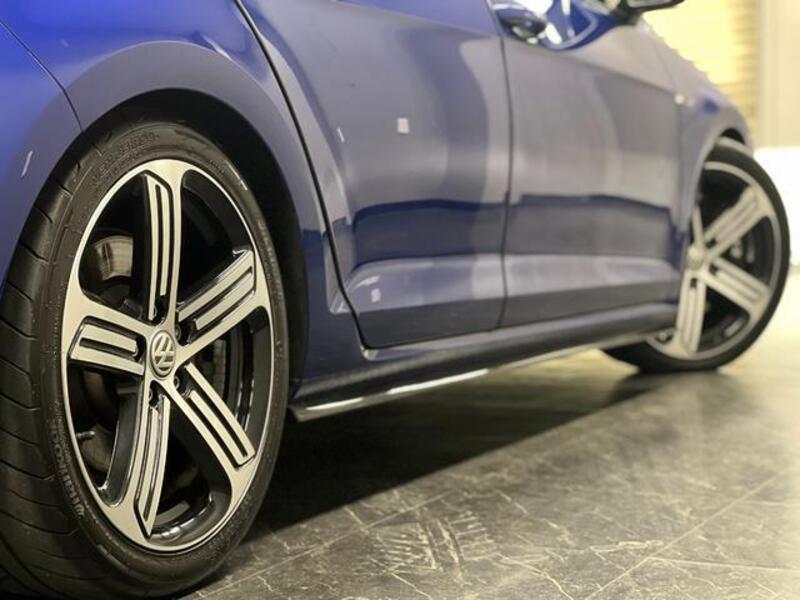 GOLF R