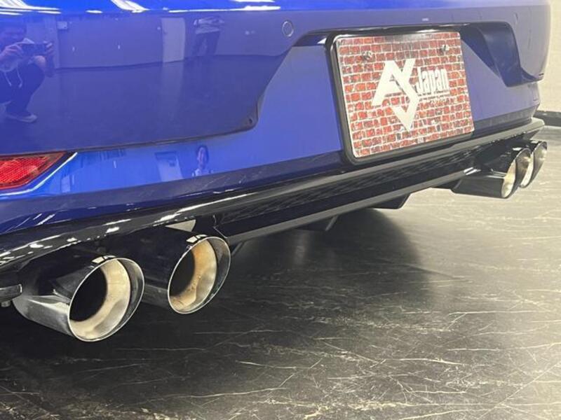 GOLF R