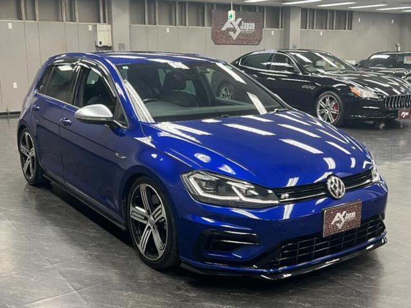 GOLF R