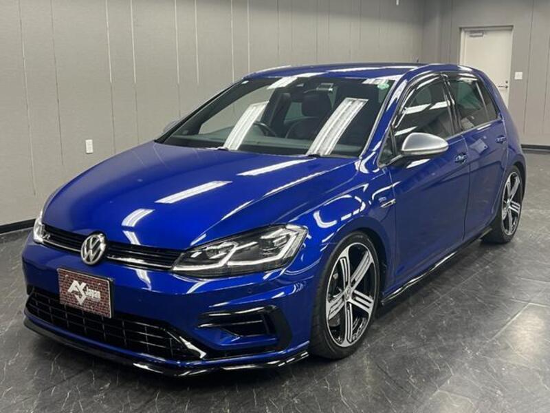 GOLF R