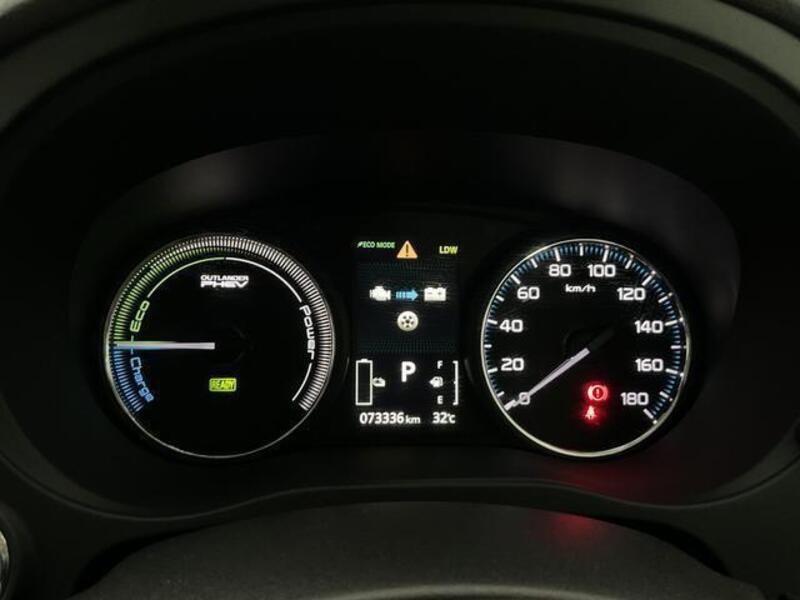 OUTLANDER PHEV