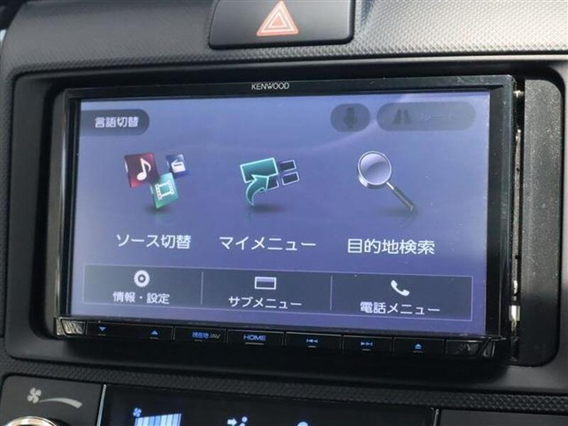 COROLLA AXIO