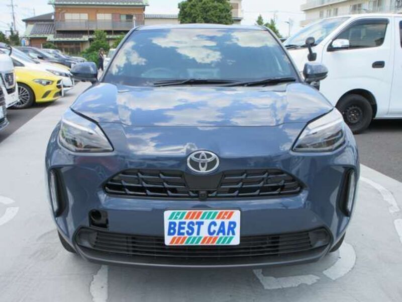 YARIS CROSS