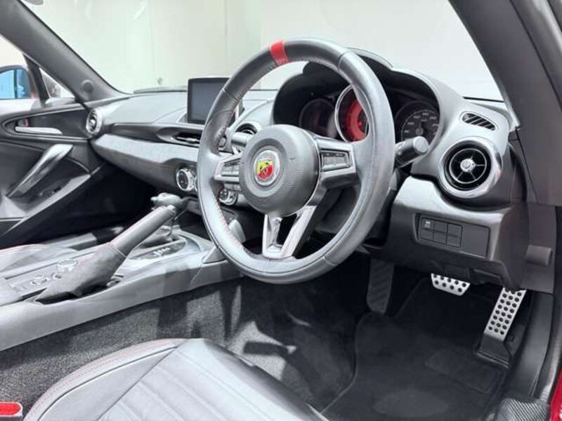 ABARTH 124 SPIDER