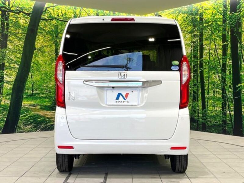 N BOX