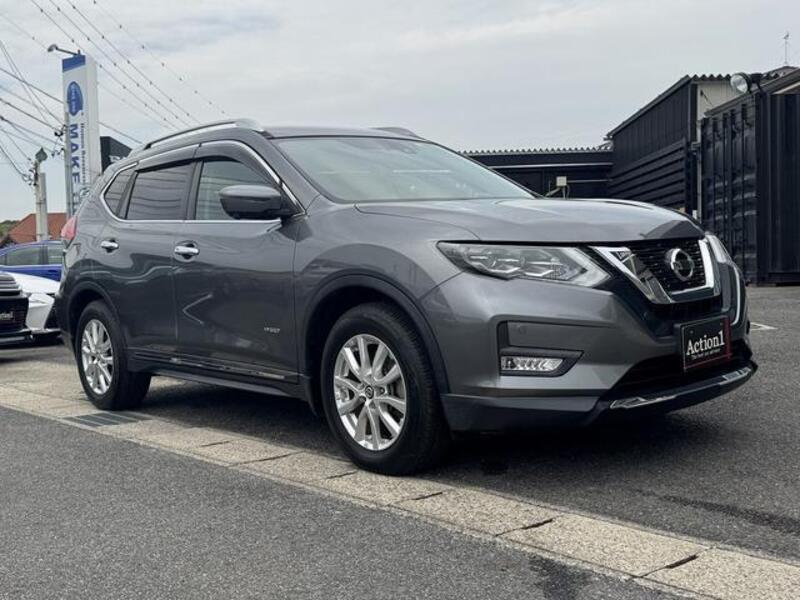 X-TRAIL