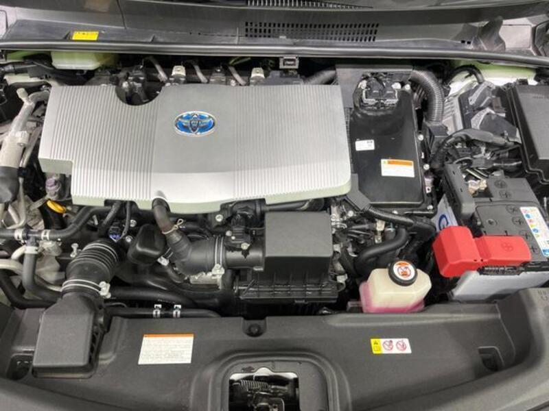 PRIUS PHV