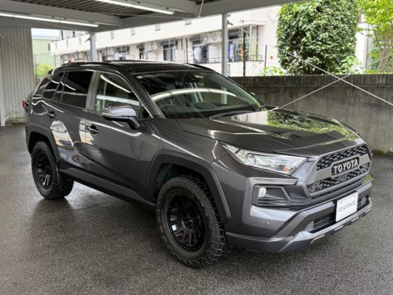 RAV4