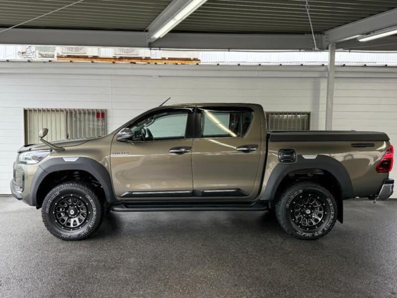 HILUX