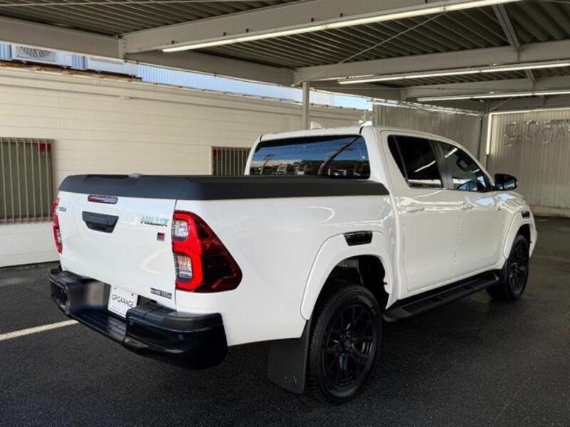 HILUX