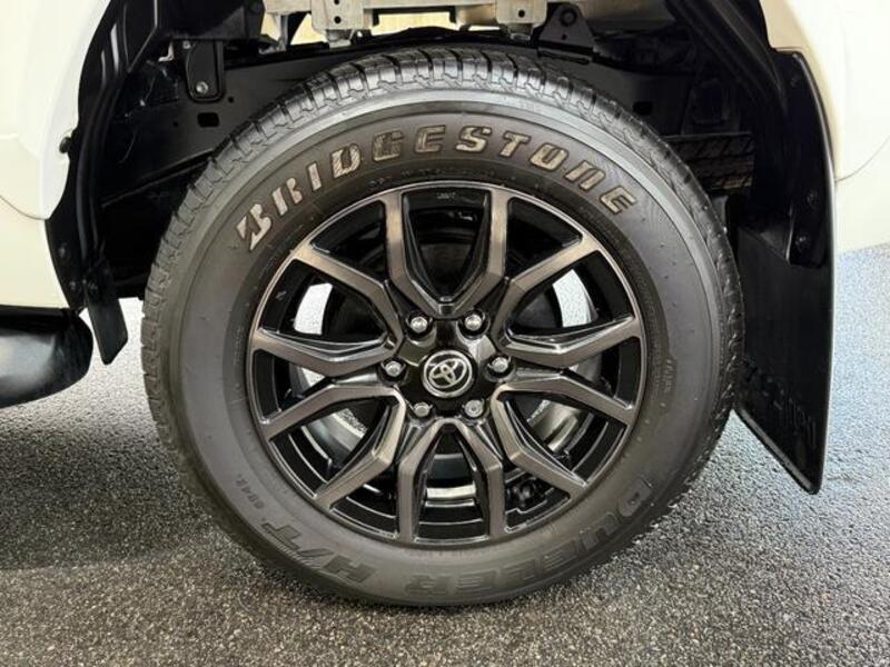 HILUX