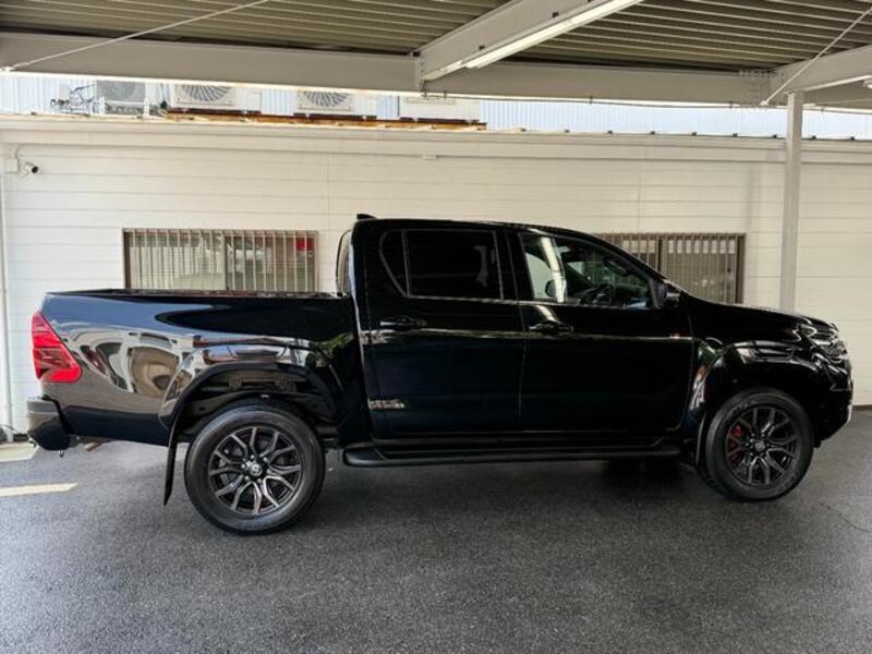 HILUX