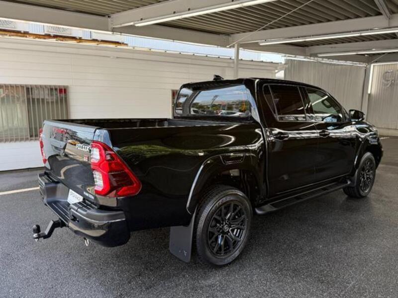 HILUX