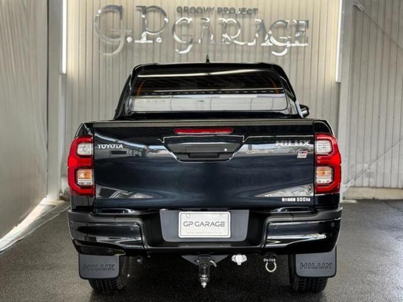 HILUX