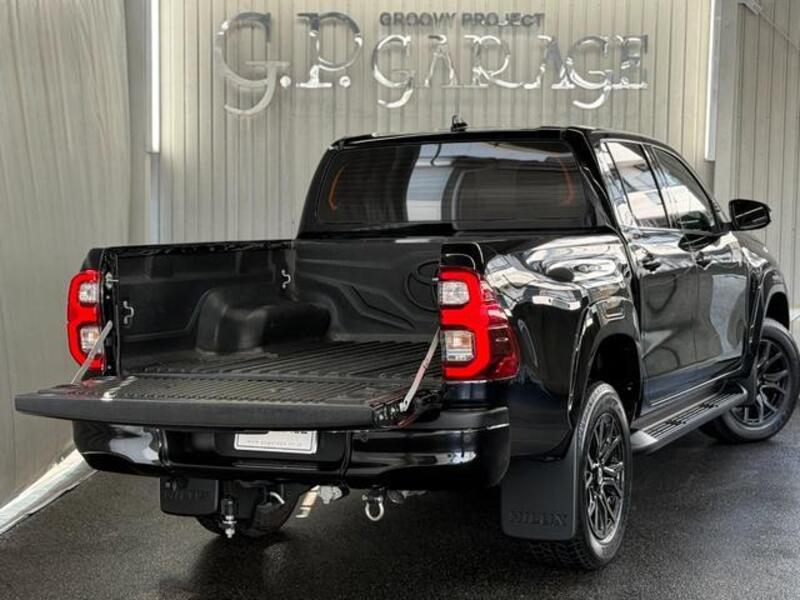 HILUX