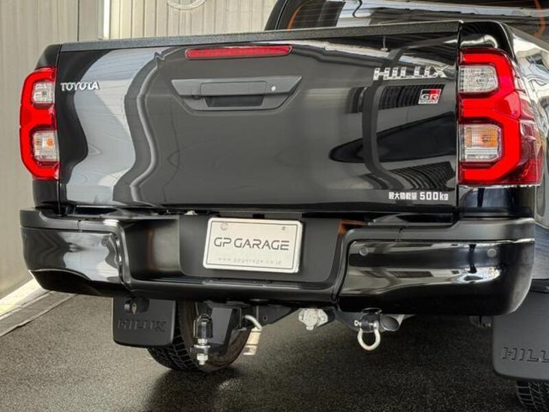 HILUX