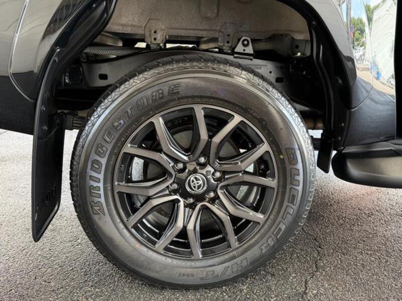 HILUX