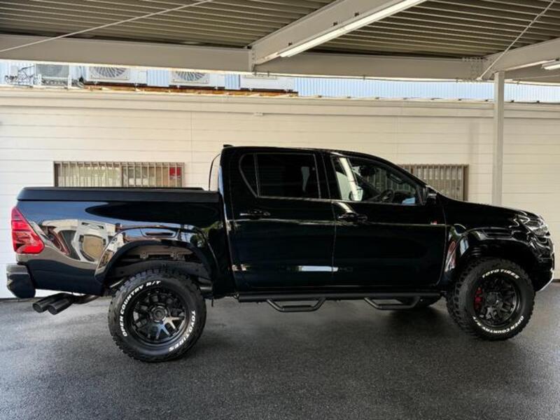 HILUX