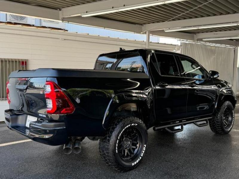 HILUX