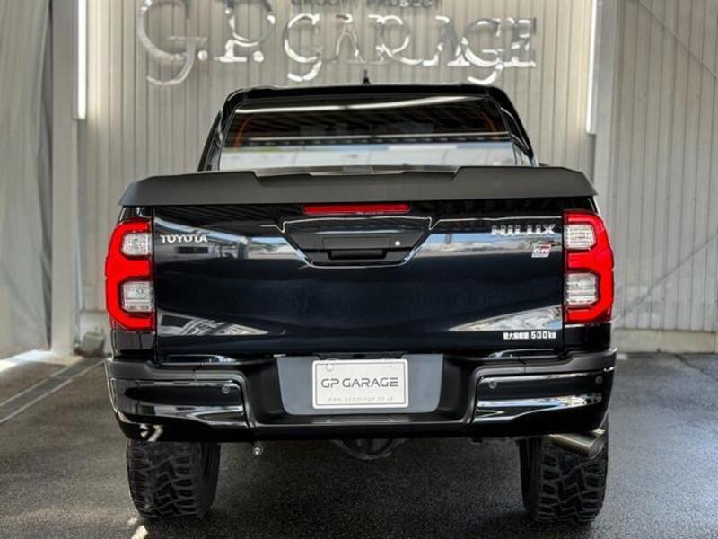 HILUX