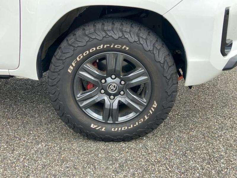 HILUX