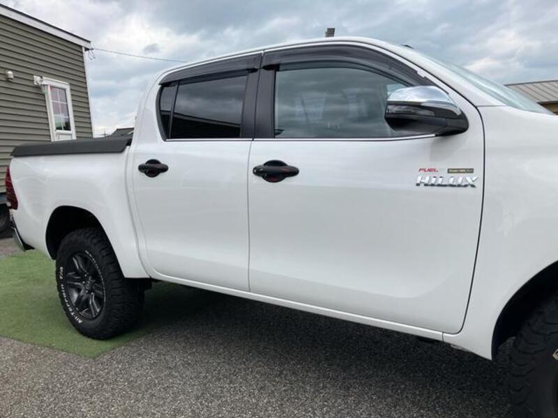 HILUX